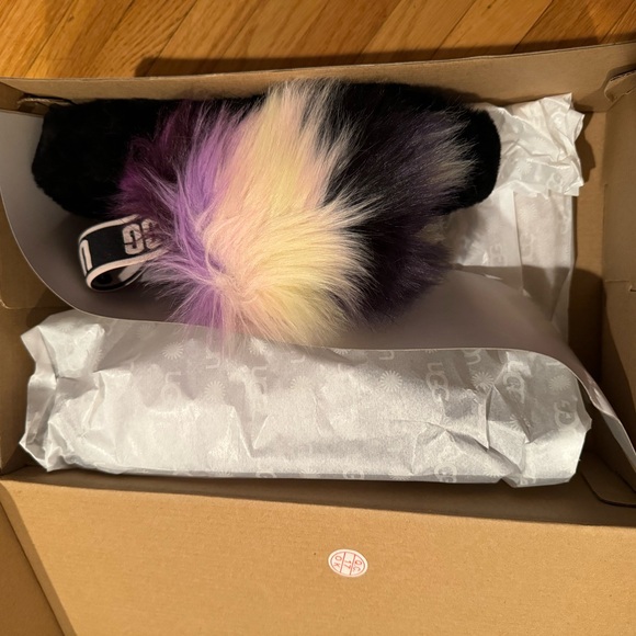 UGG Fluff Yeah Slide - Picture 3 of 3